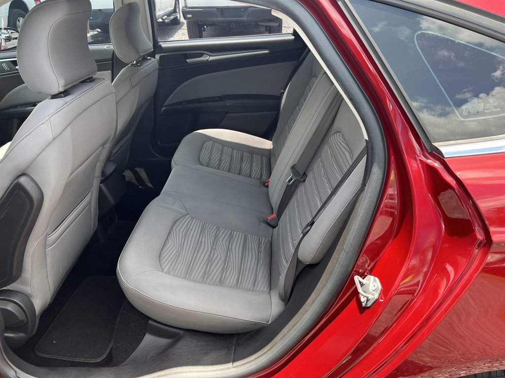 2016 Ford Fusion - $11,995