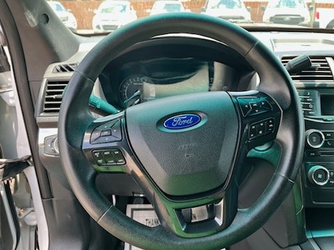 2016 Ford Explorer - $11,995