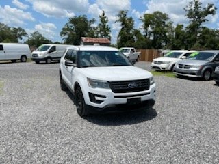 2016 Ford Explorer - $11,995
