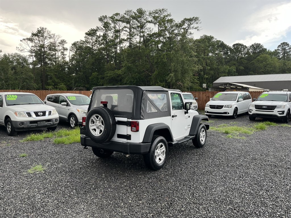 2015 Jeep Wrangler - $16,995