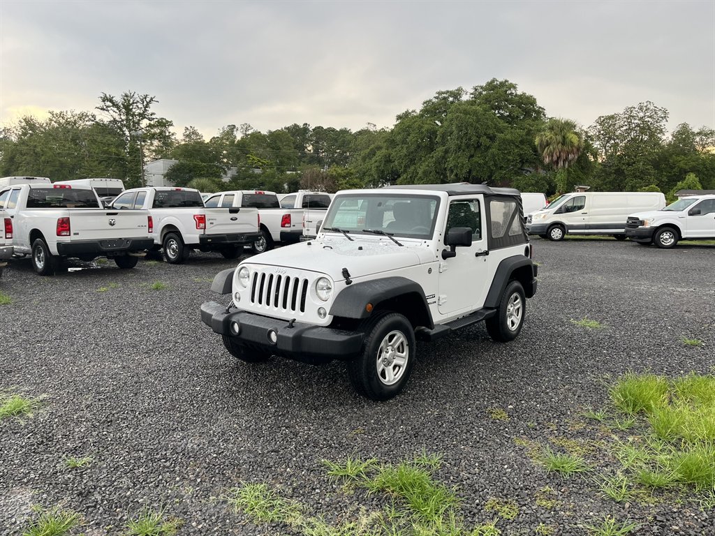 2015 Jeep Wrangler - $16,995