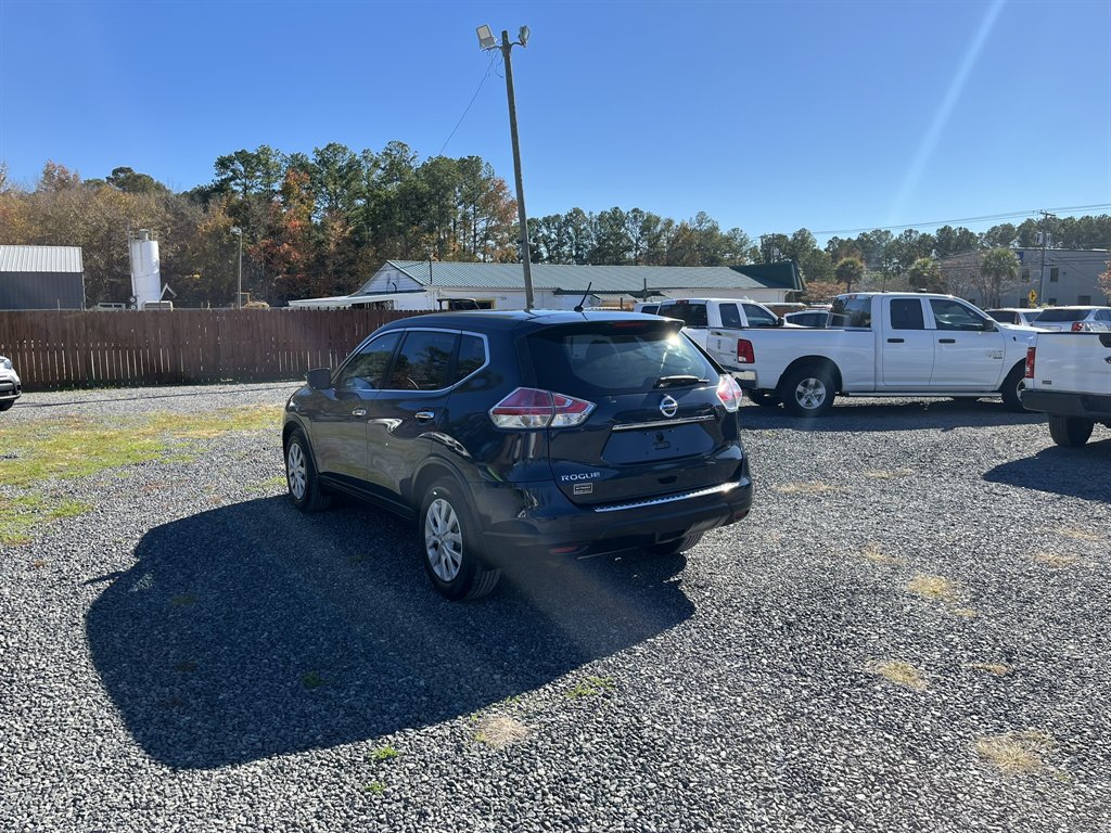 2015 Nissan Rogue - $11,995