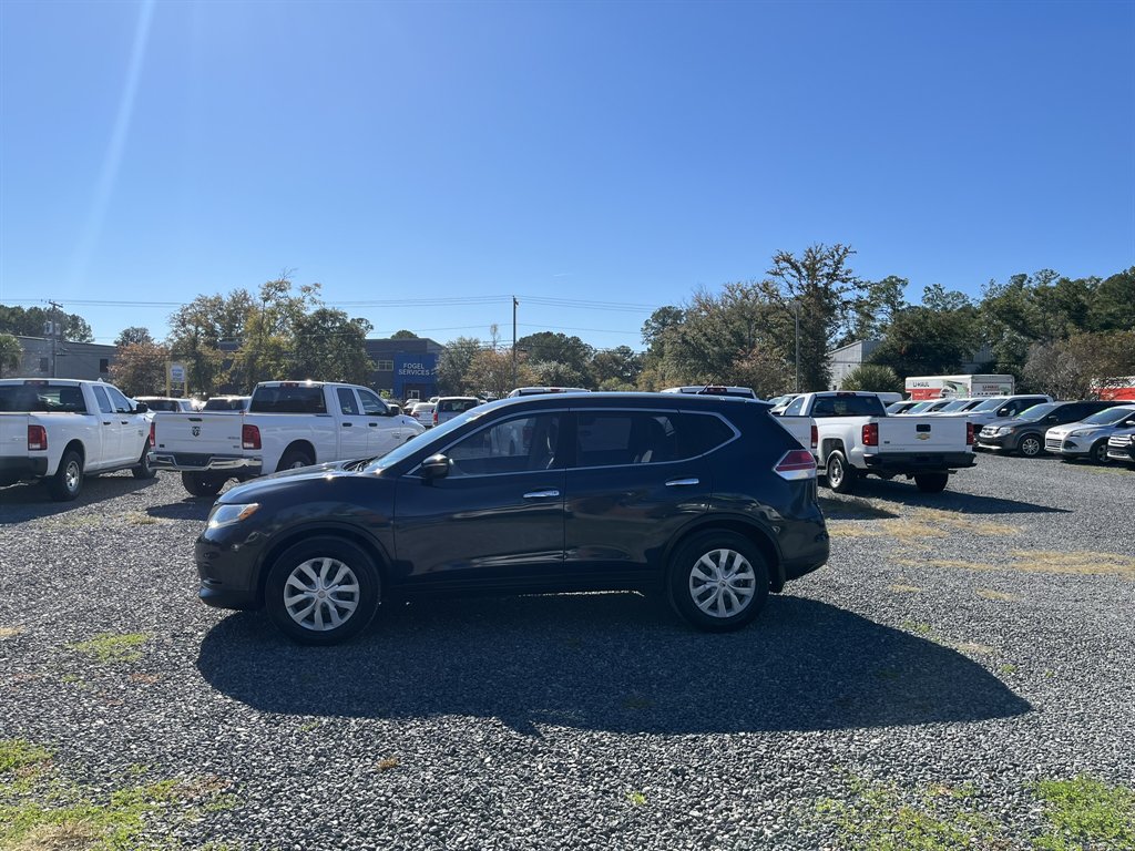 2015 Nissan Rogue - $11,995
