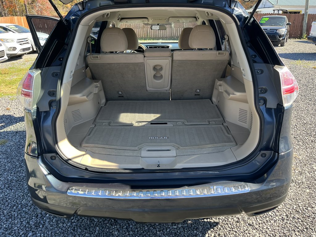 2015 Nissan Rogue - $11,995