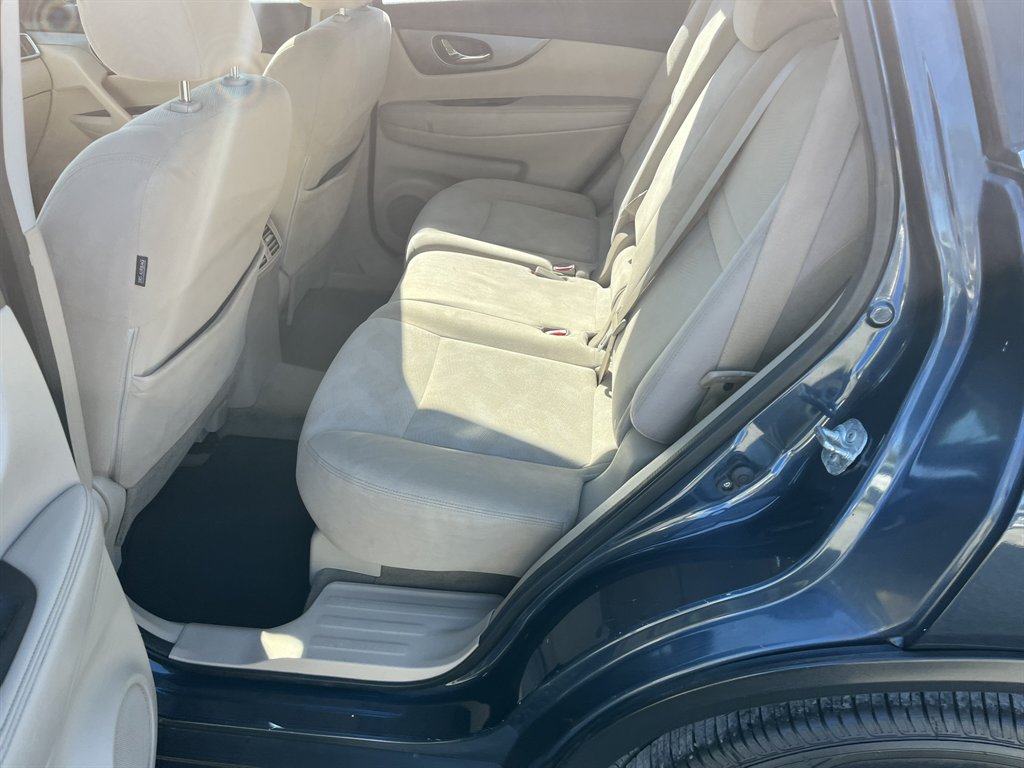 2015 Nissan Rogue - $11,995
