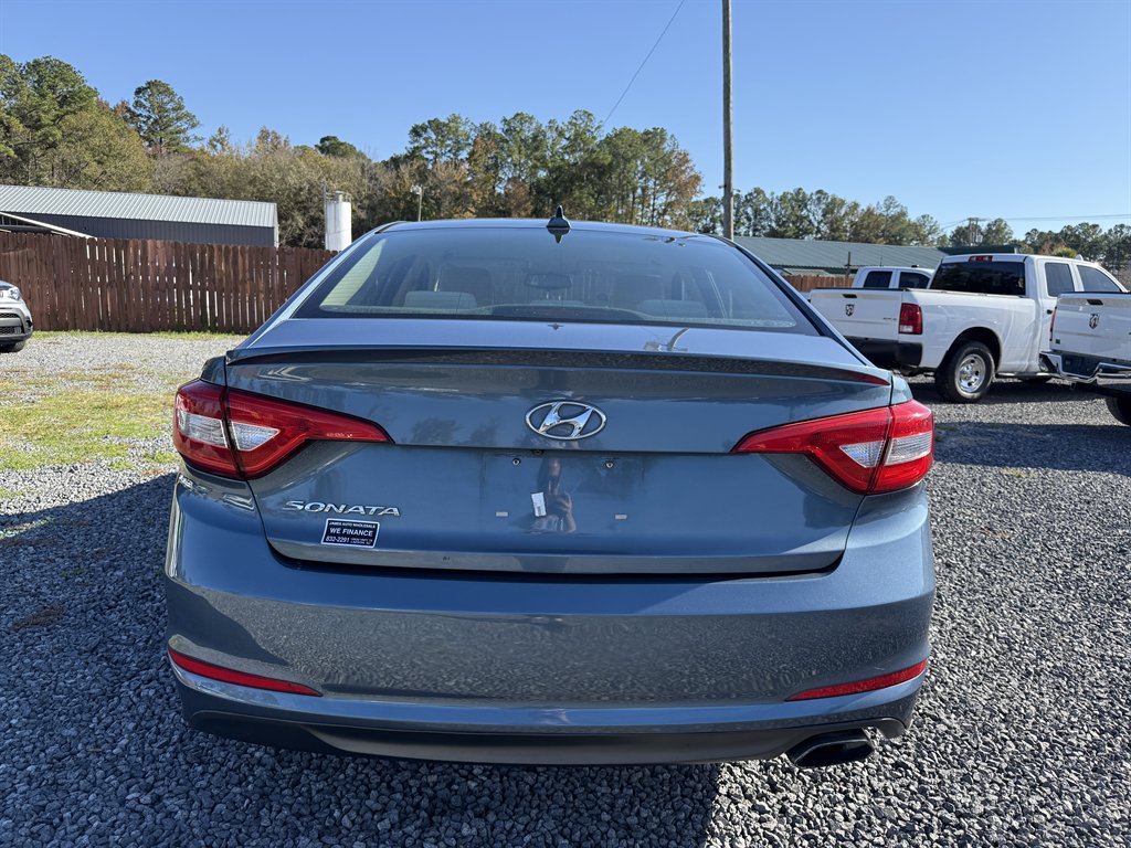 2016 Hyundai Sonata - $11,995