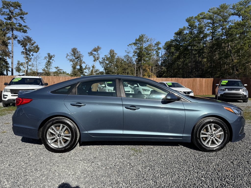 2016 Hyundai Sonata - $11,995