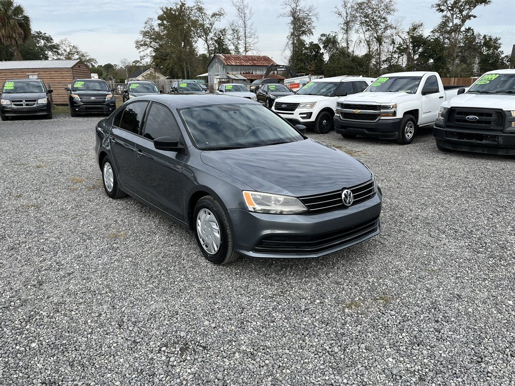 2015 Volkswagen Jetta - $11,995