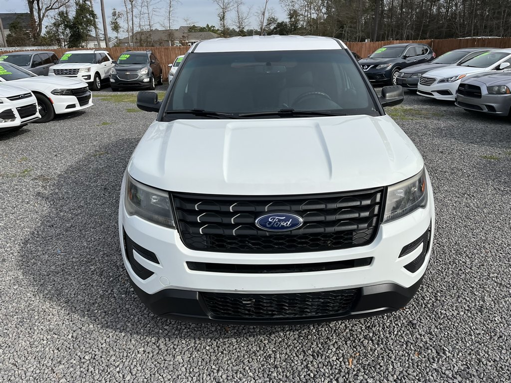 2018 Ford Explorer - $11,995