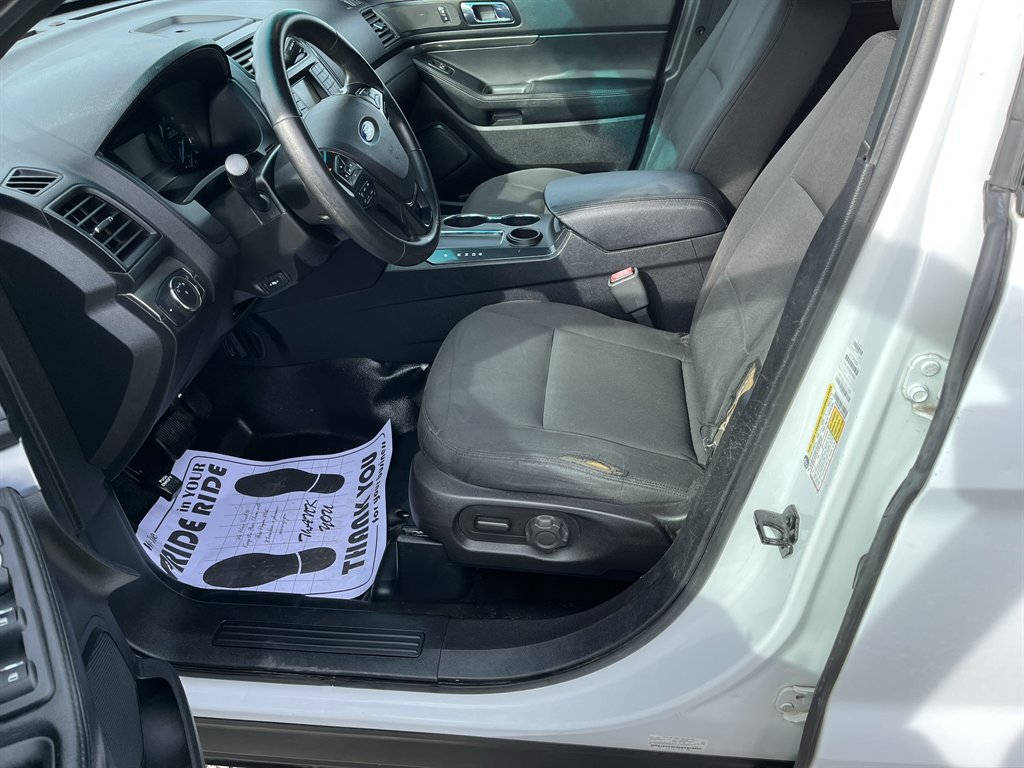 2018 Ford Explorer - $11,995