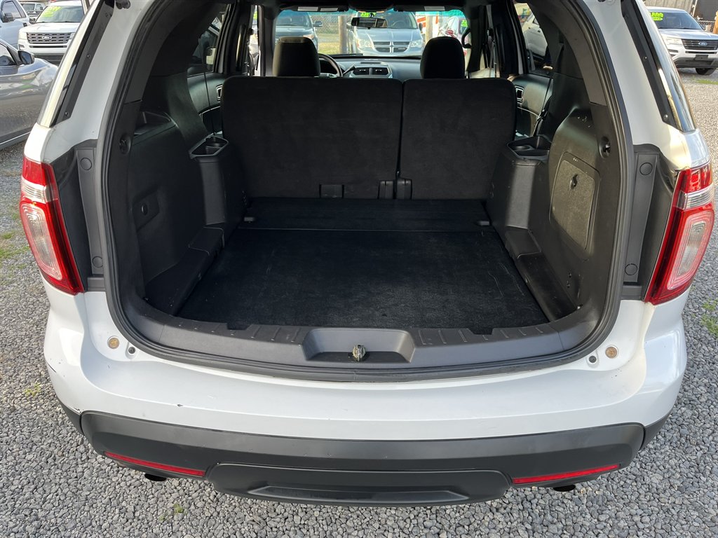 2013 Ford Explorer - $10,995