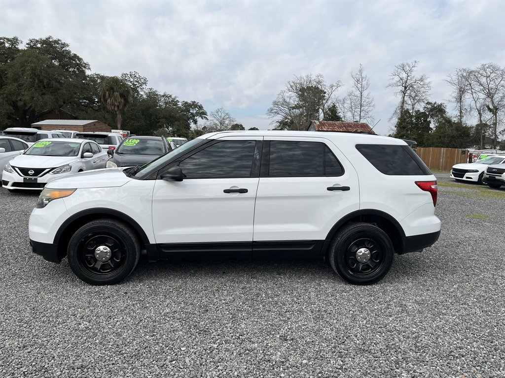 2015 Ford Explorer - $10,995
