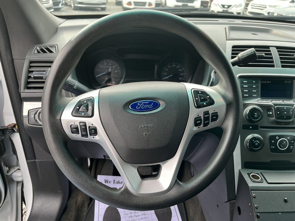 2015 Ford Explorer - $10,995