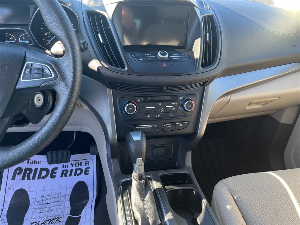2017 Ford Escape - $13,995