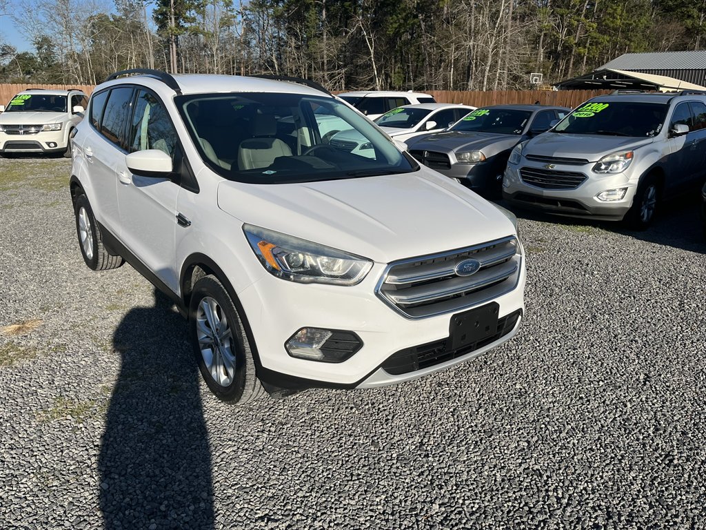 2017 Ford Escape - $13,995