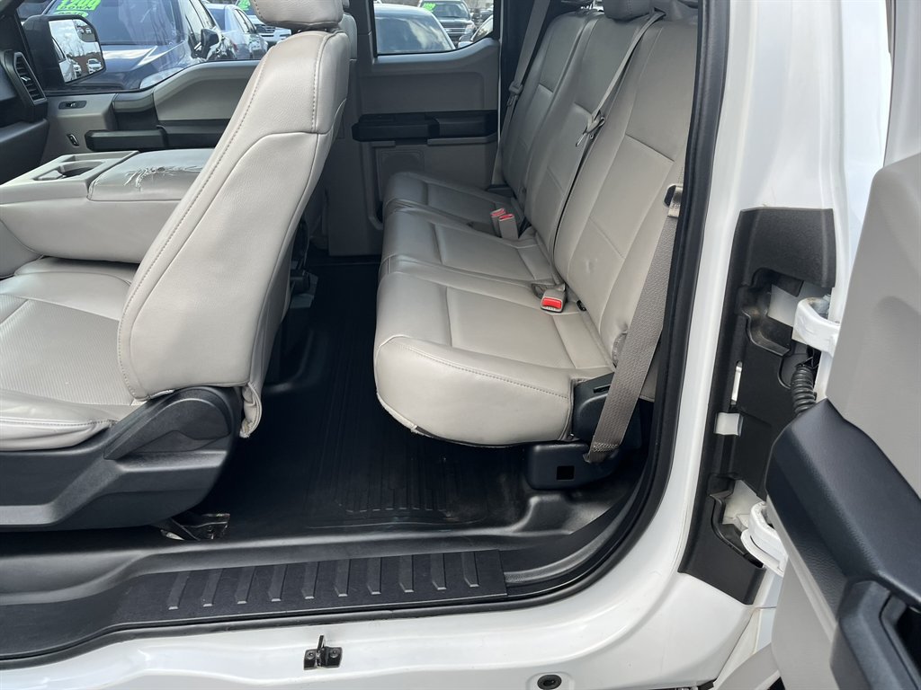 2015 Ford F-150 - $18,995
