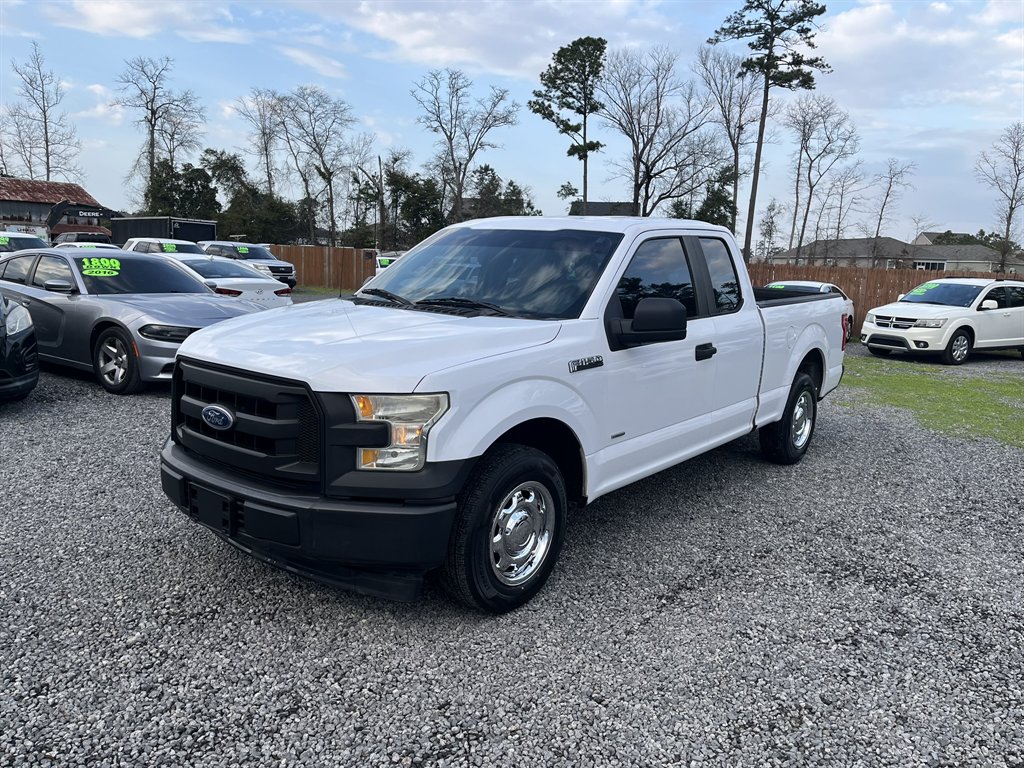 2015 Ford F-150 - $18,995