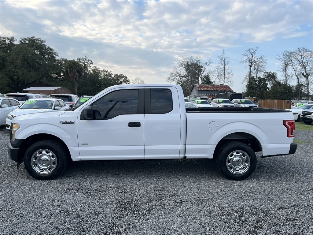 2015 Ford F-150 - $18,995