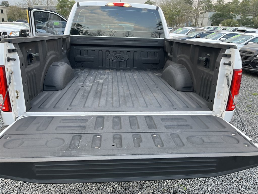2015 Ford F-150 - $18,995