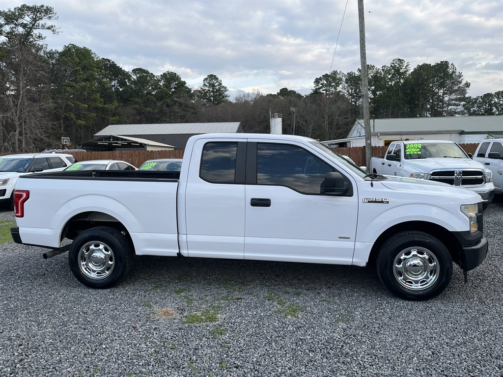2015 Ford F-150 - $18,995