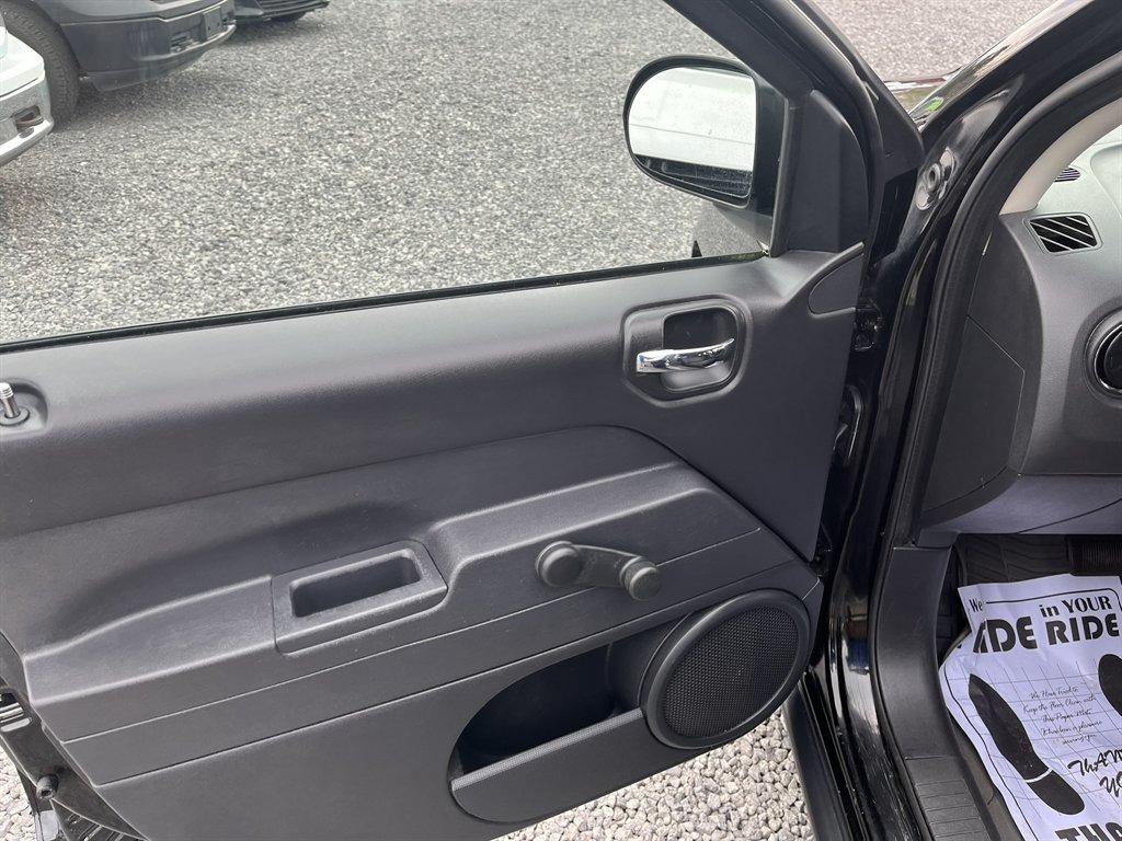 2017 Jeep Compass - $11,995