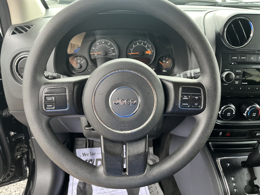 2017 Jeep Compass - $11,995