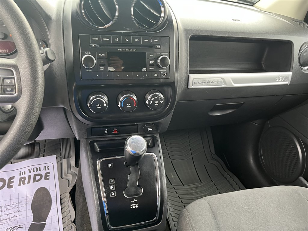 2017 Jeep Compass - $11,995