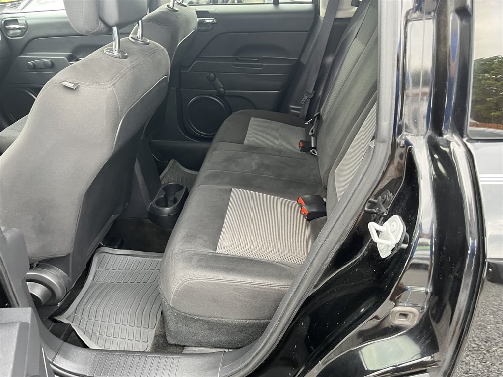 2017 Jeep Compass - $11,995