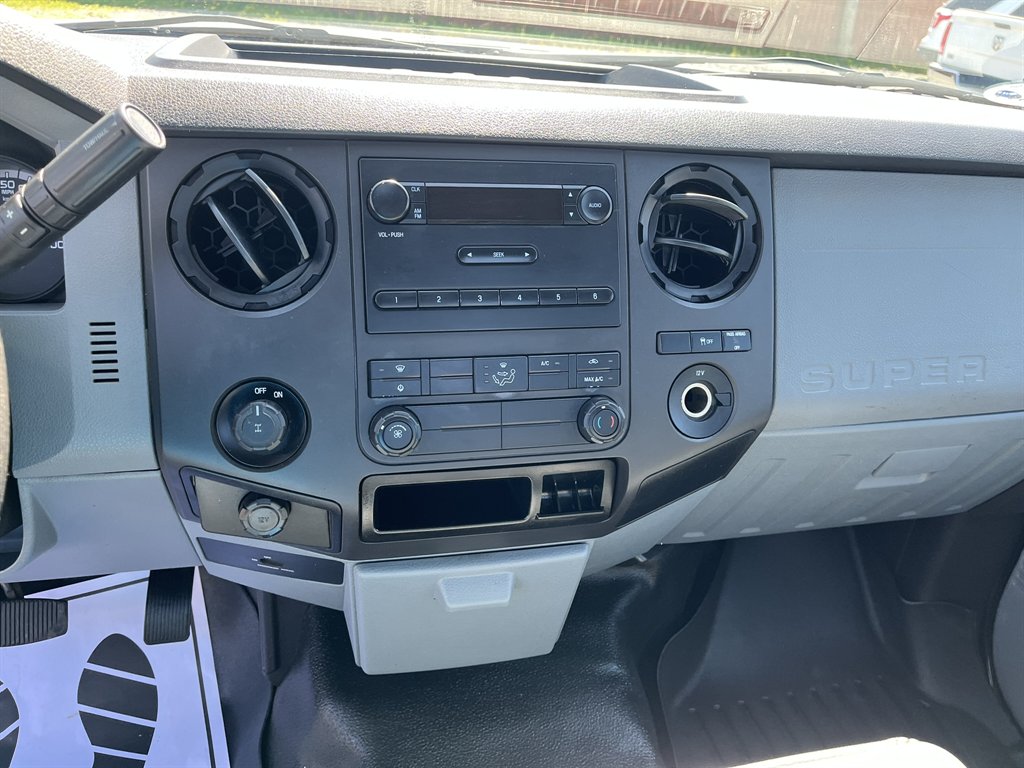 2015 Ford F-250 - $16,995