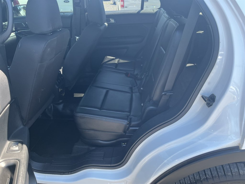 2017 Ford Explorer - $12,995