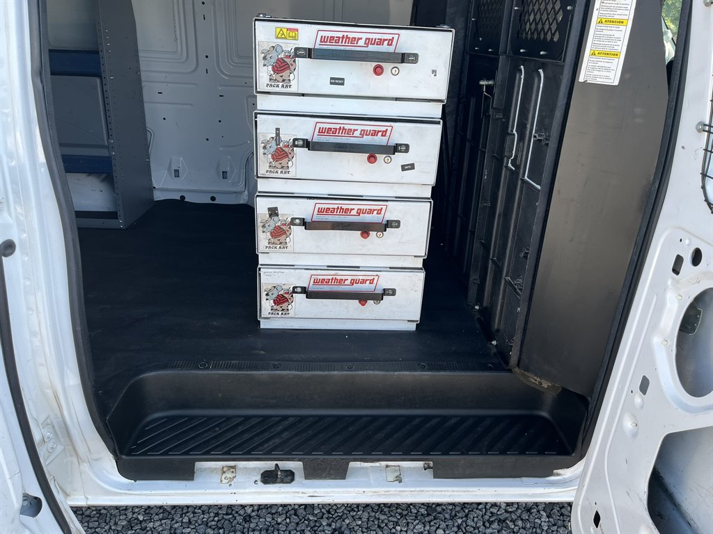 2014 Ford E-350 - $14,995