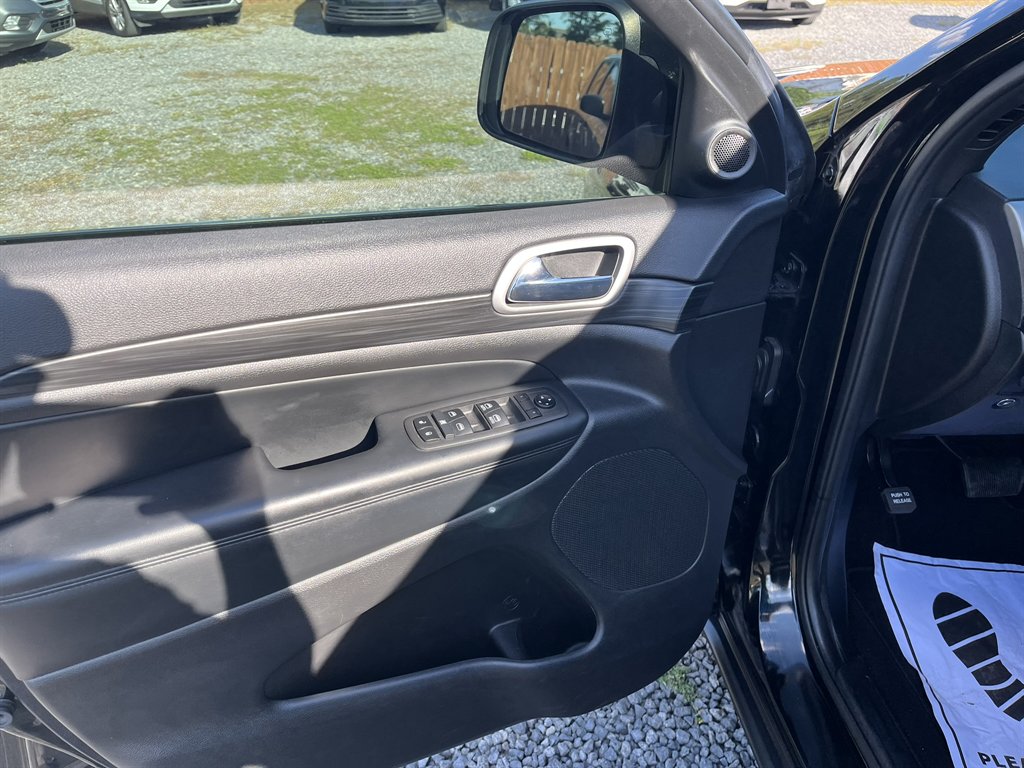 2021 Jeep Cherokee - $23,995