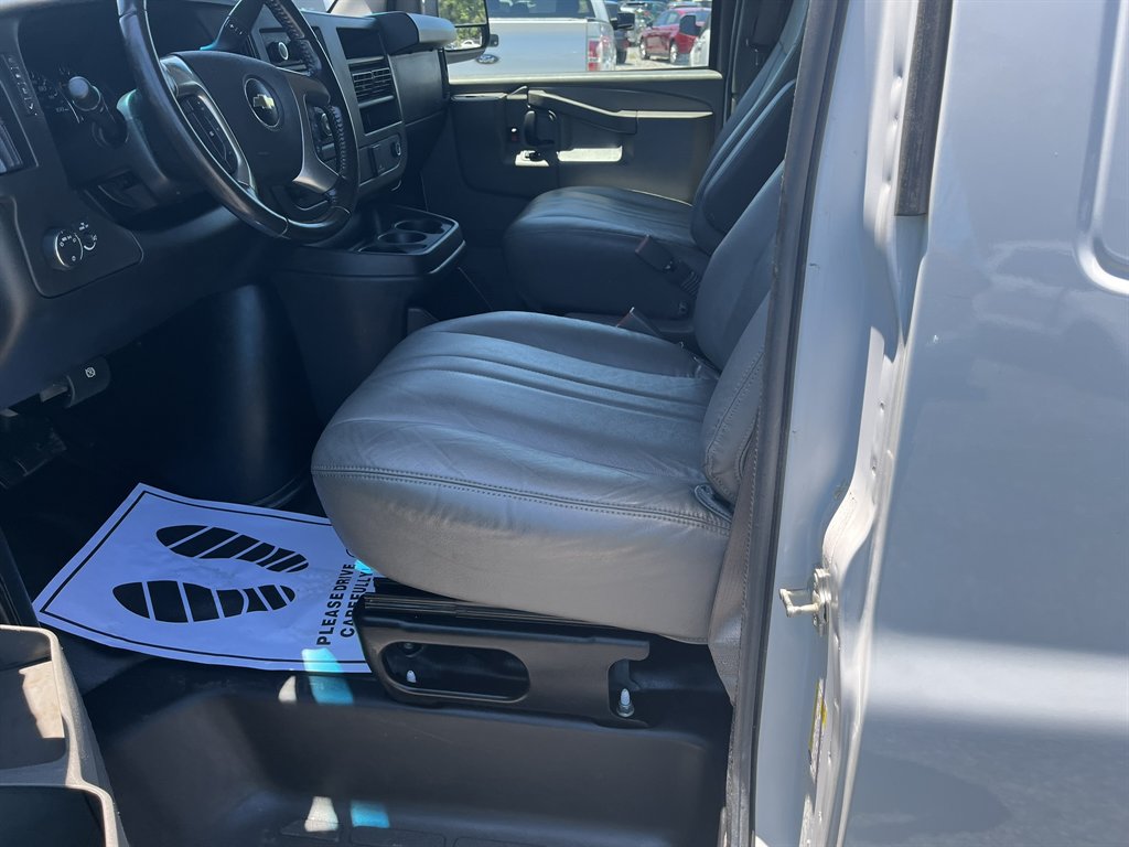 2018 Chevrolet Express - $15,995