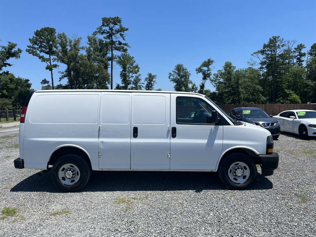 2018 Chevrolet Express - $15,995