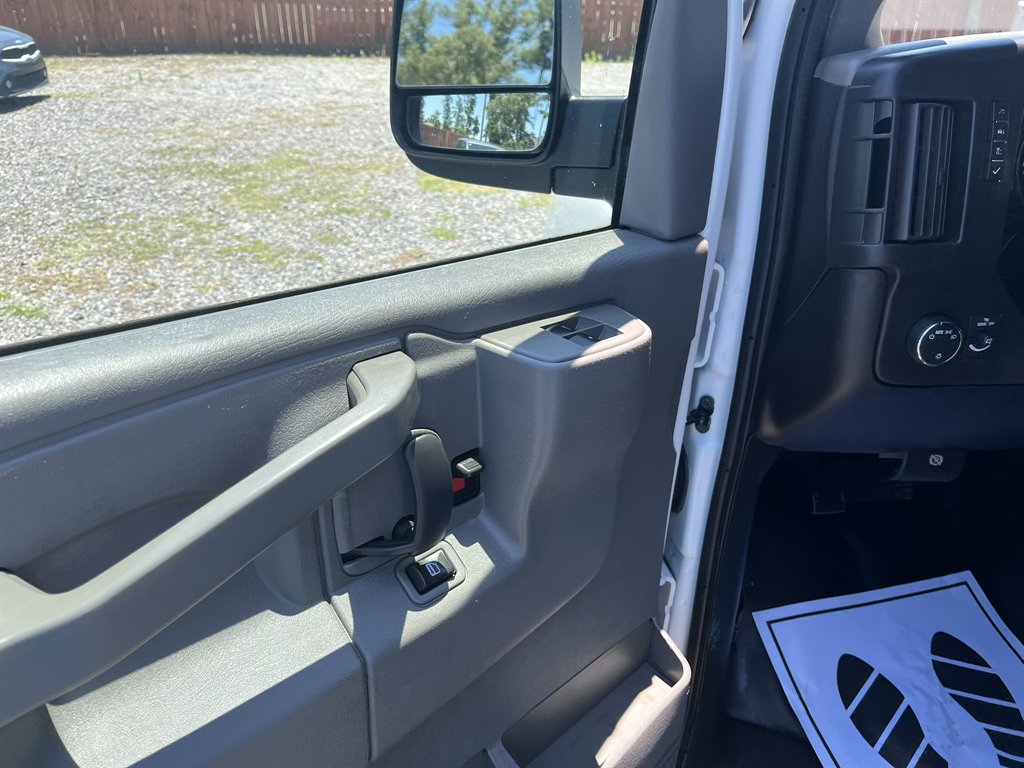 2018 Chevrolet Express - $15,995