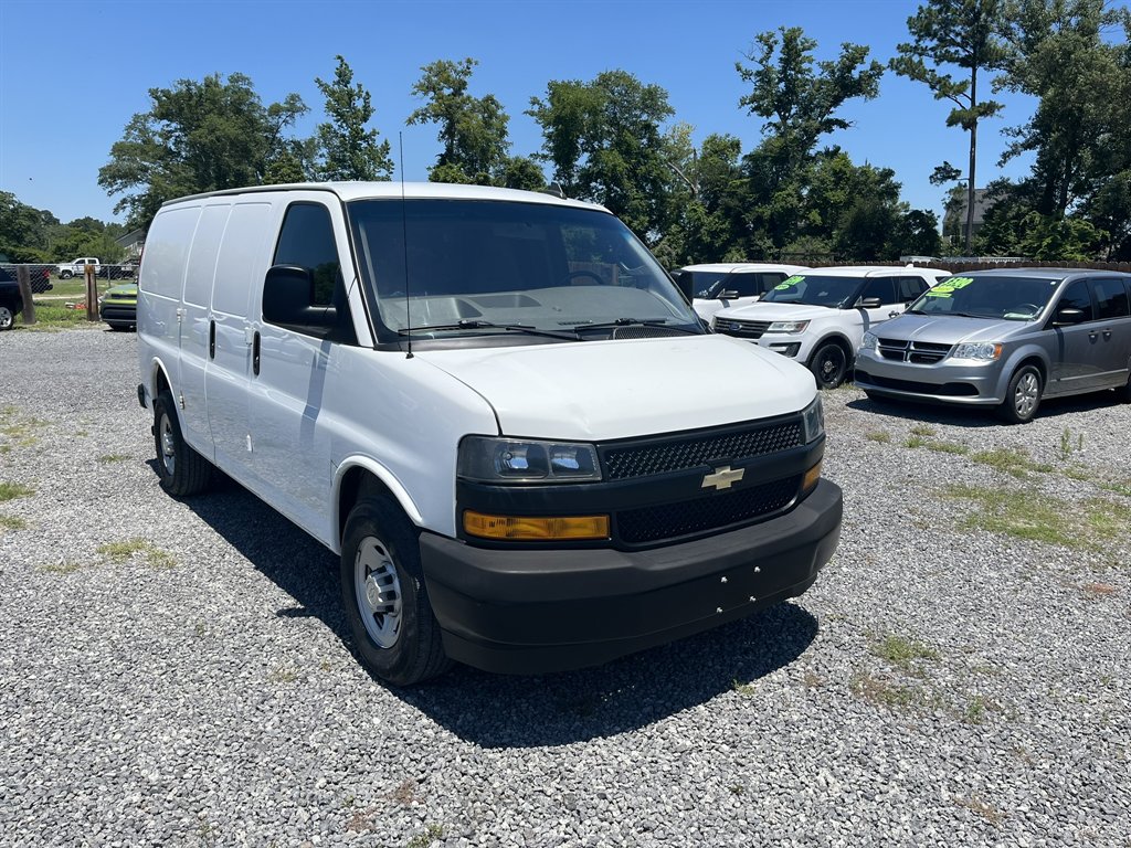 2018 Chevrolet Express - $15,995