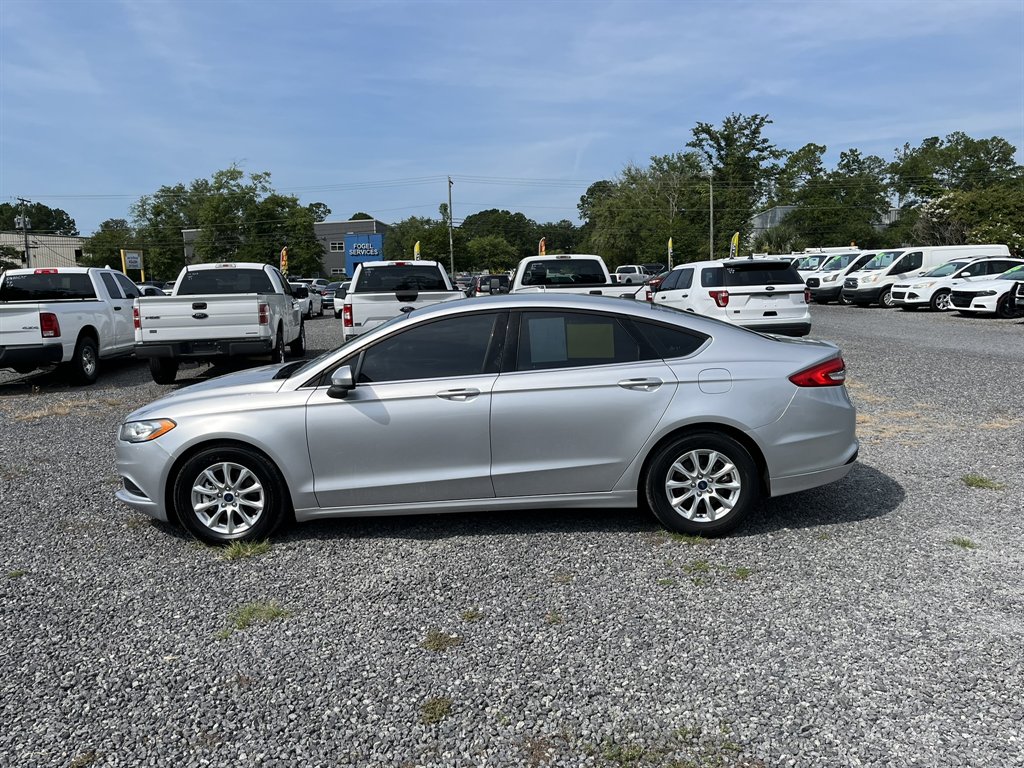 2017 Ford Fusion - $13,995