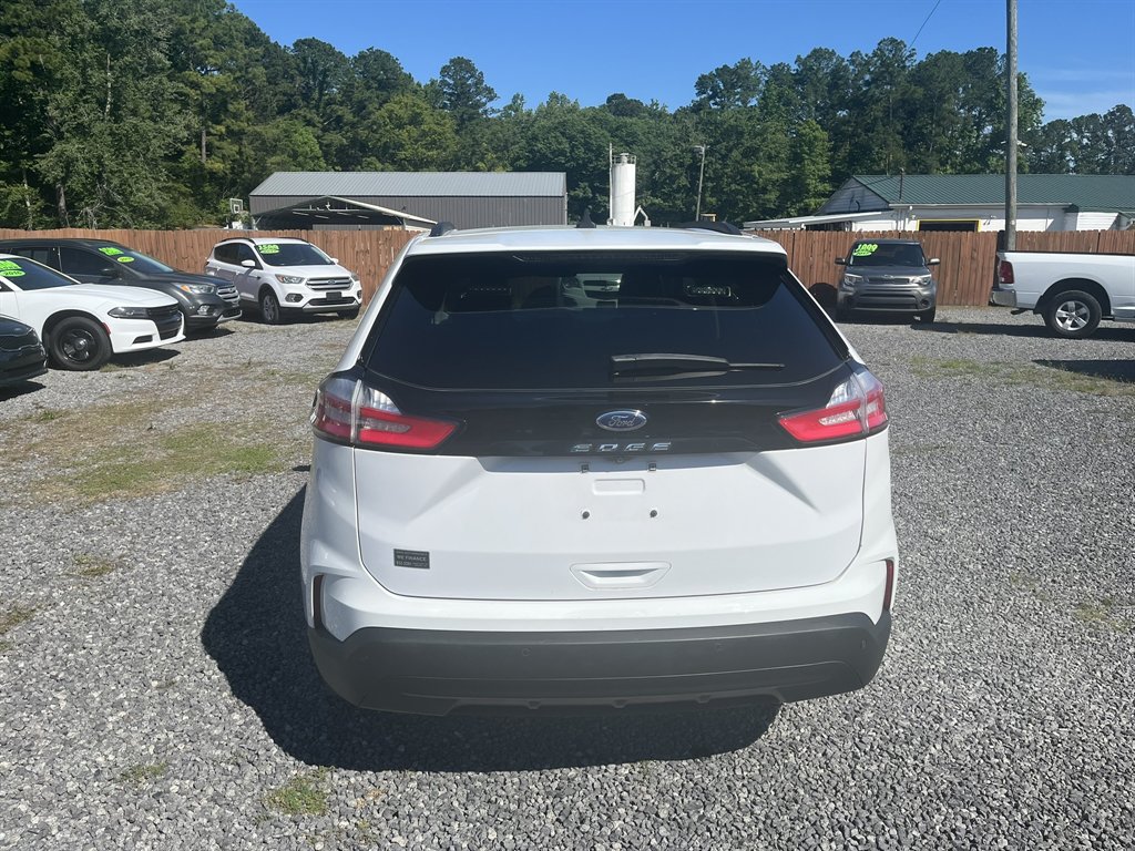 2021 Ford Edge - $15,995