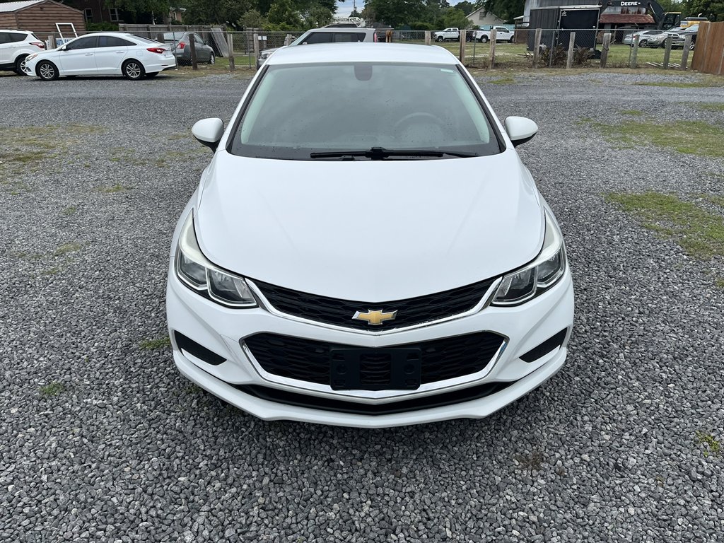 2017 Chevrolet Cruze - $13,995