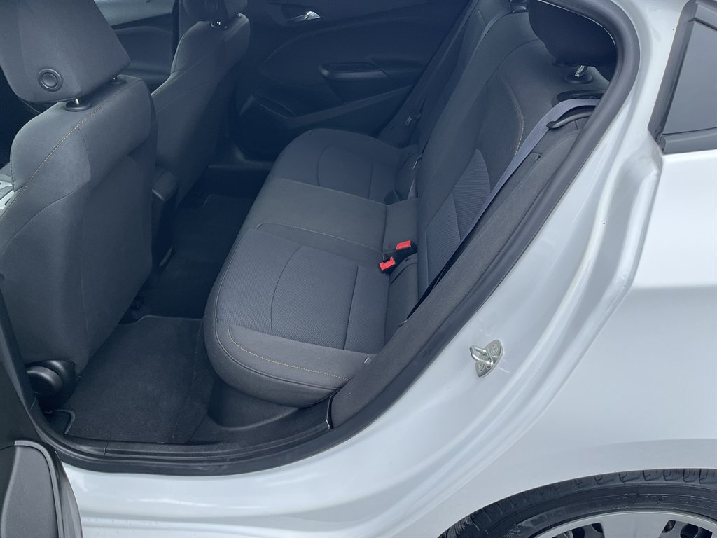 2017 Chevrolet Cruze - $13,995