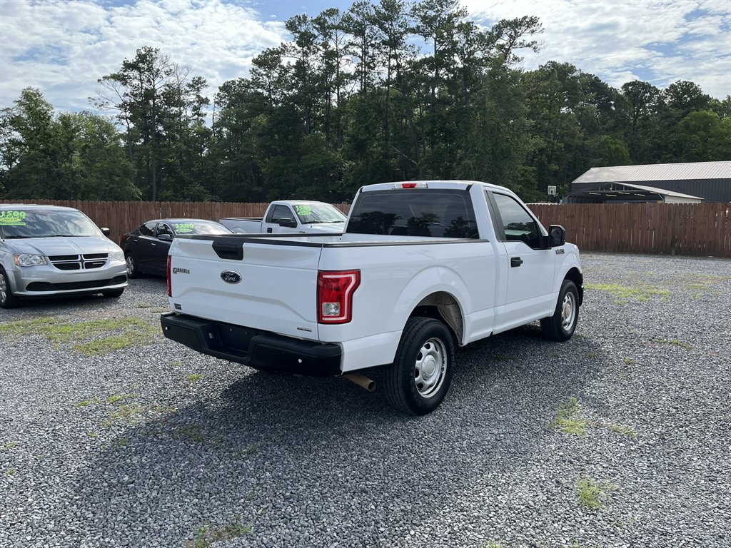 2016 Ford F-150 - $14,995