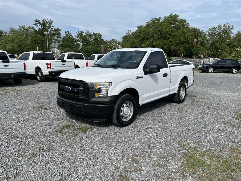 2016 Ford F-150 - $14,995