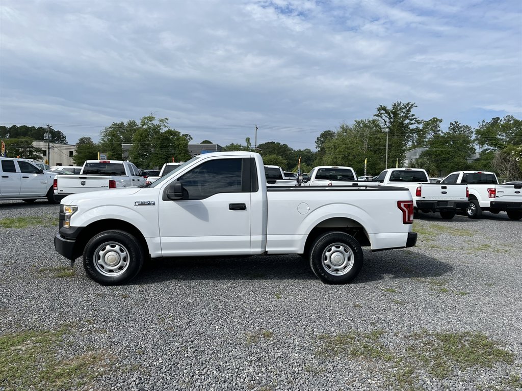 2016 Ford F-150 - $14,995