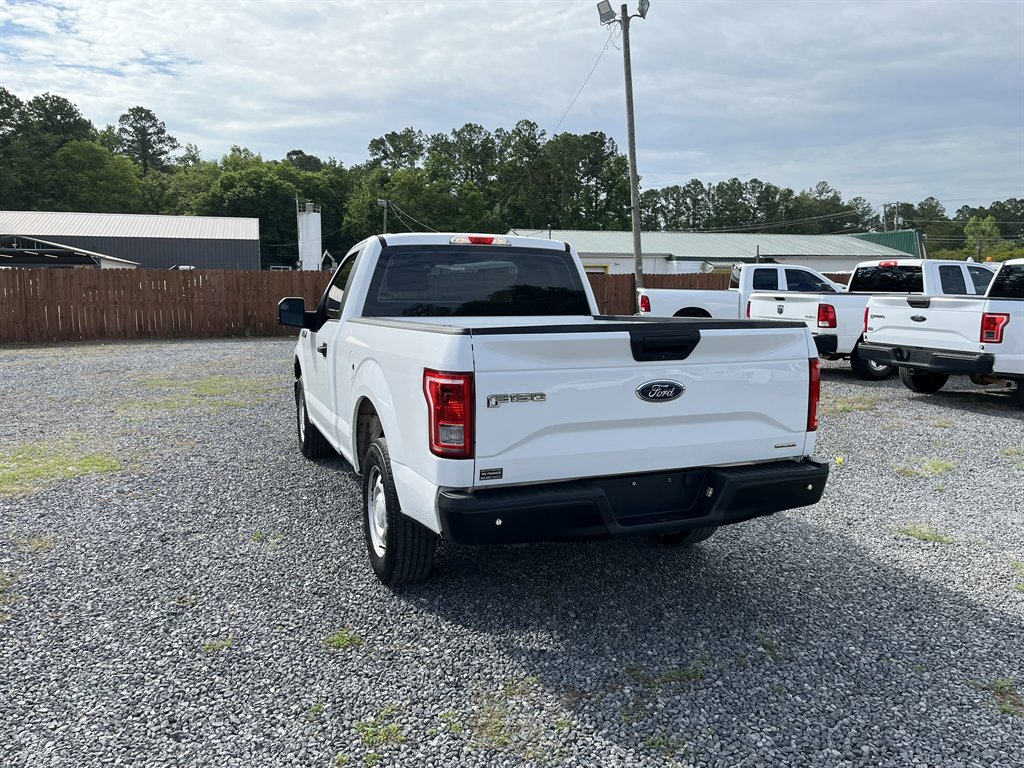 2016 Ford F-150 - $14,995