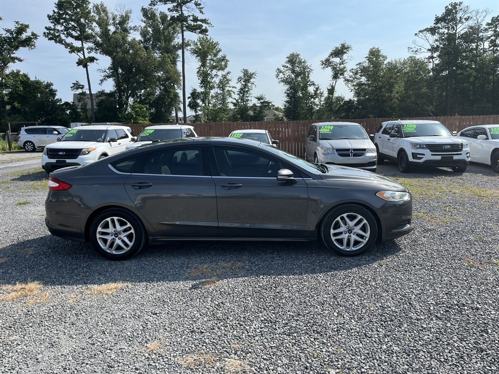 2016 Ford Fusion - $11,995