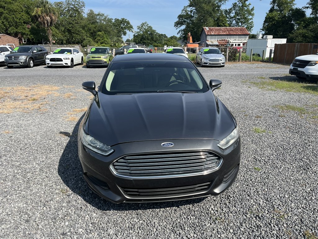 2016 Ford Fusion - $11,995