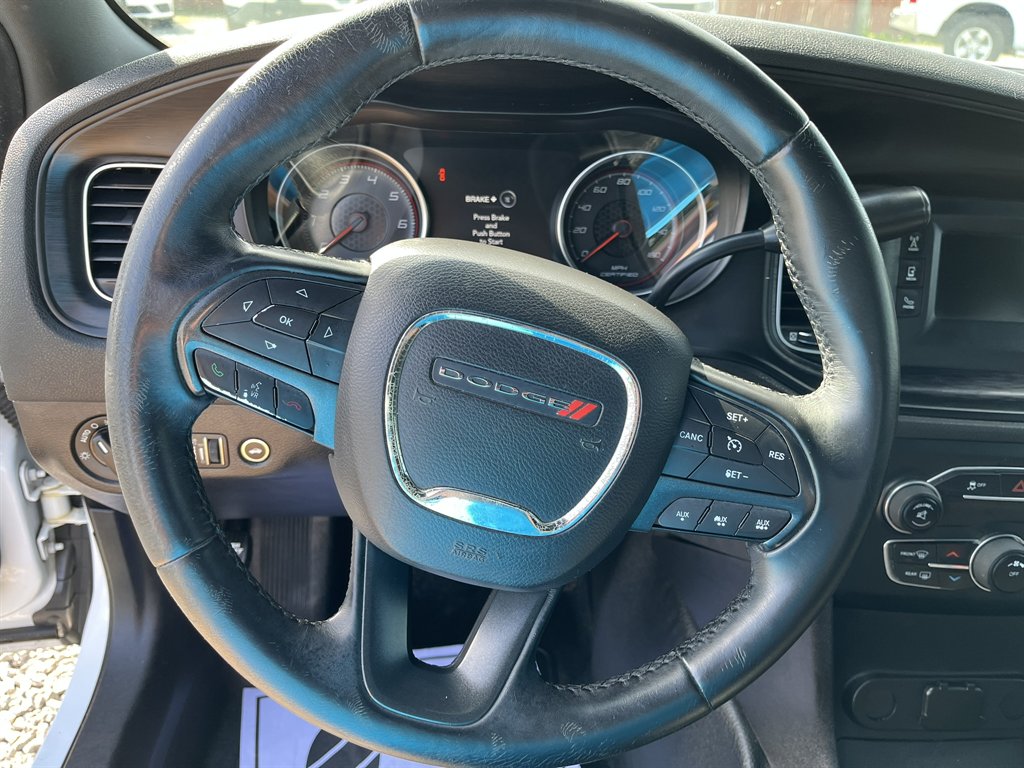 2014 Dodge Charger - $10,995