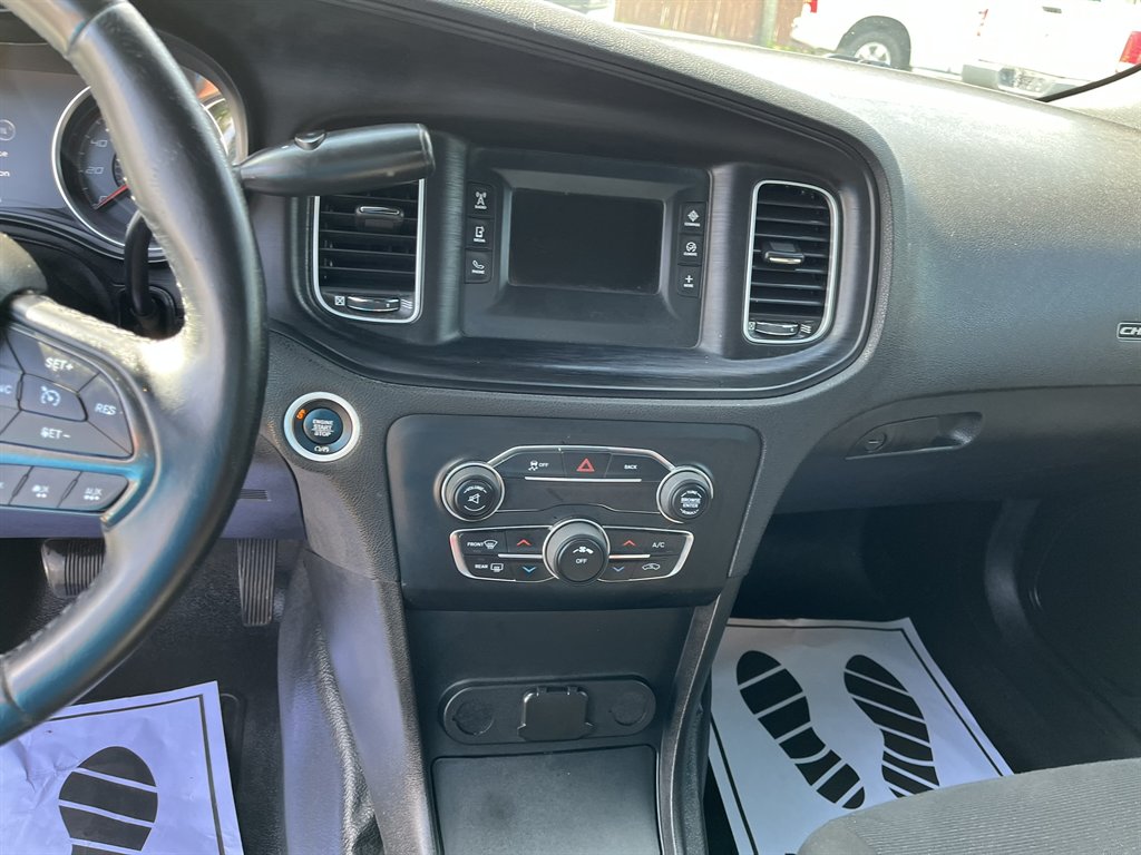 2014 Dodge Charger - $10,995
