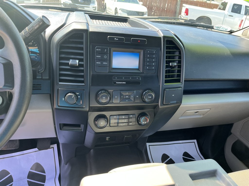 2015 Ford F-150 - $19,995