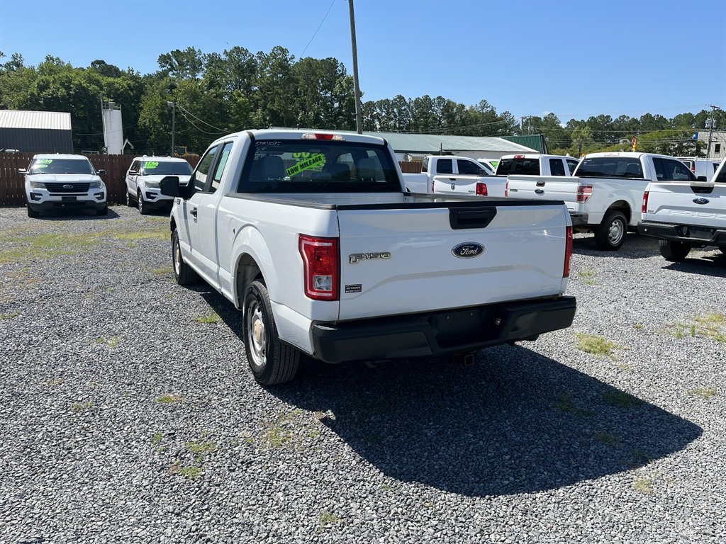 2015 Ford F-150 - $19,995